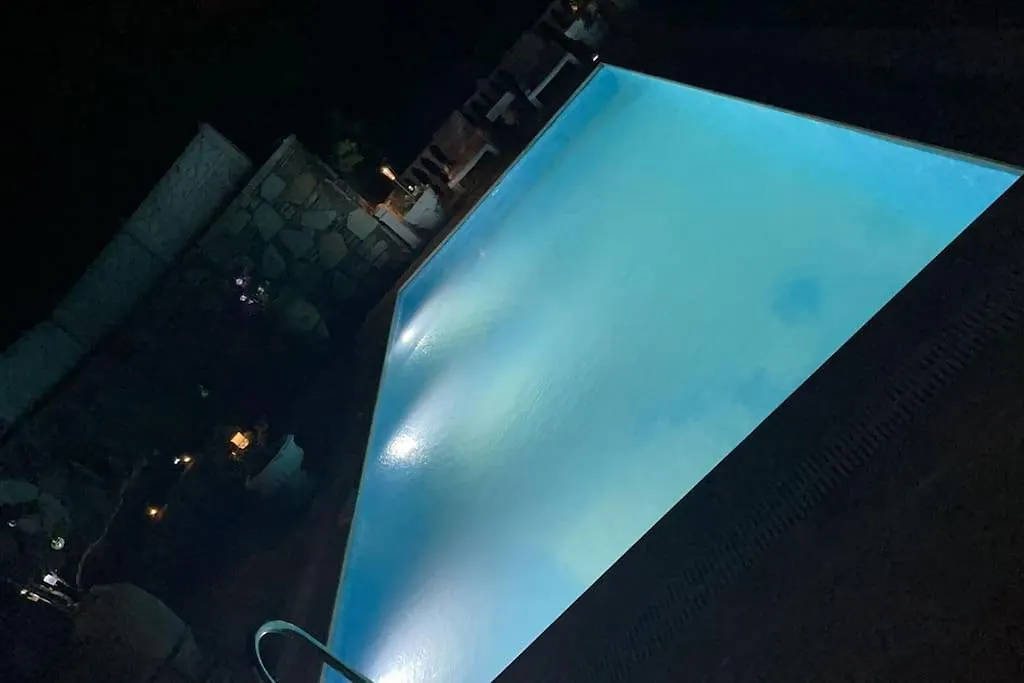Gemuetliche Villa Mit Pool, Extravagant, Luxurioes Ula